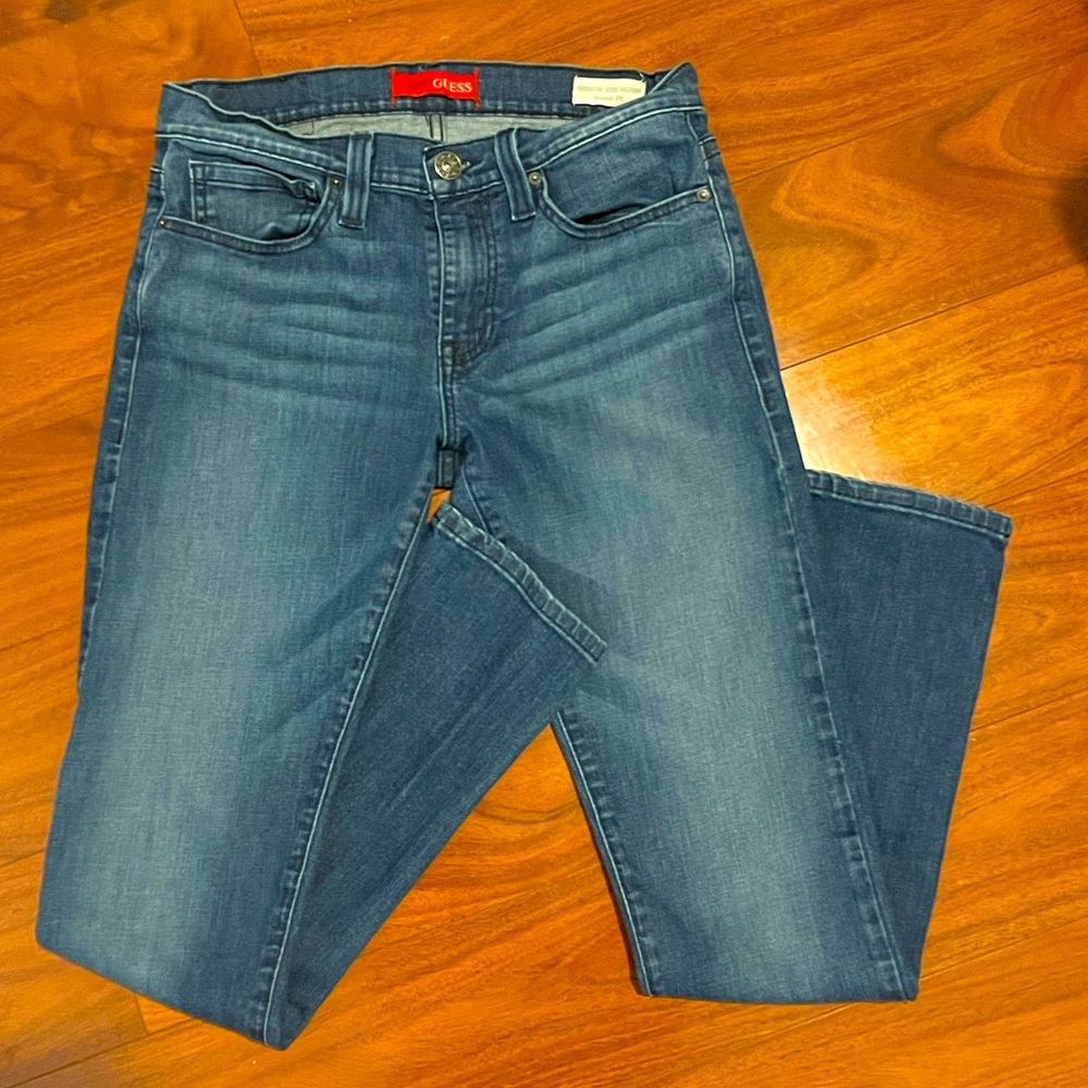 Guess Women’s Medium Rise Skinny Dark Denim Jeans